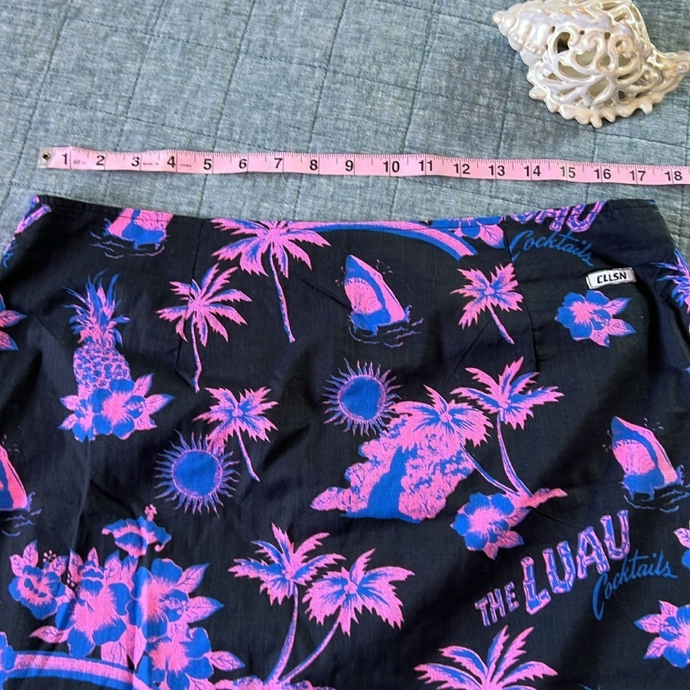 COLLUSION Tropical Hawaiian Luau Print Neon Black Skirt | 12 - Picture 9 of 10